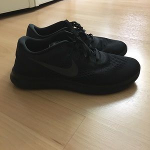 Nike Free Run Flyknit All Black!